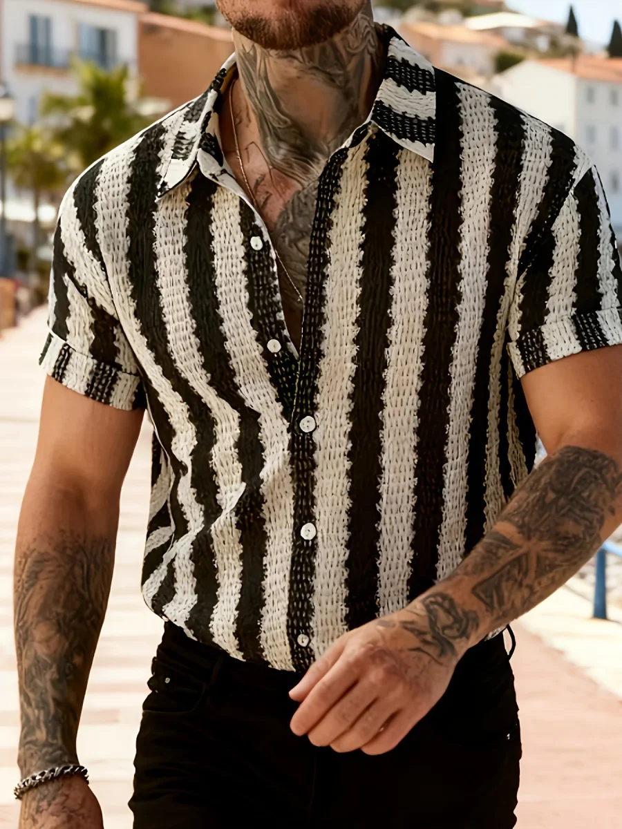 Chemise Resort Homme à Manches Courtes Style Moderne – Rayures Verticales, Look Urbain Décontracté - Imagen 3
