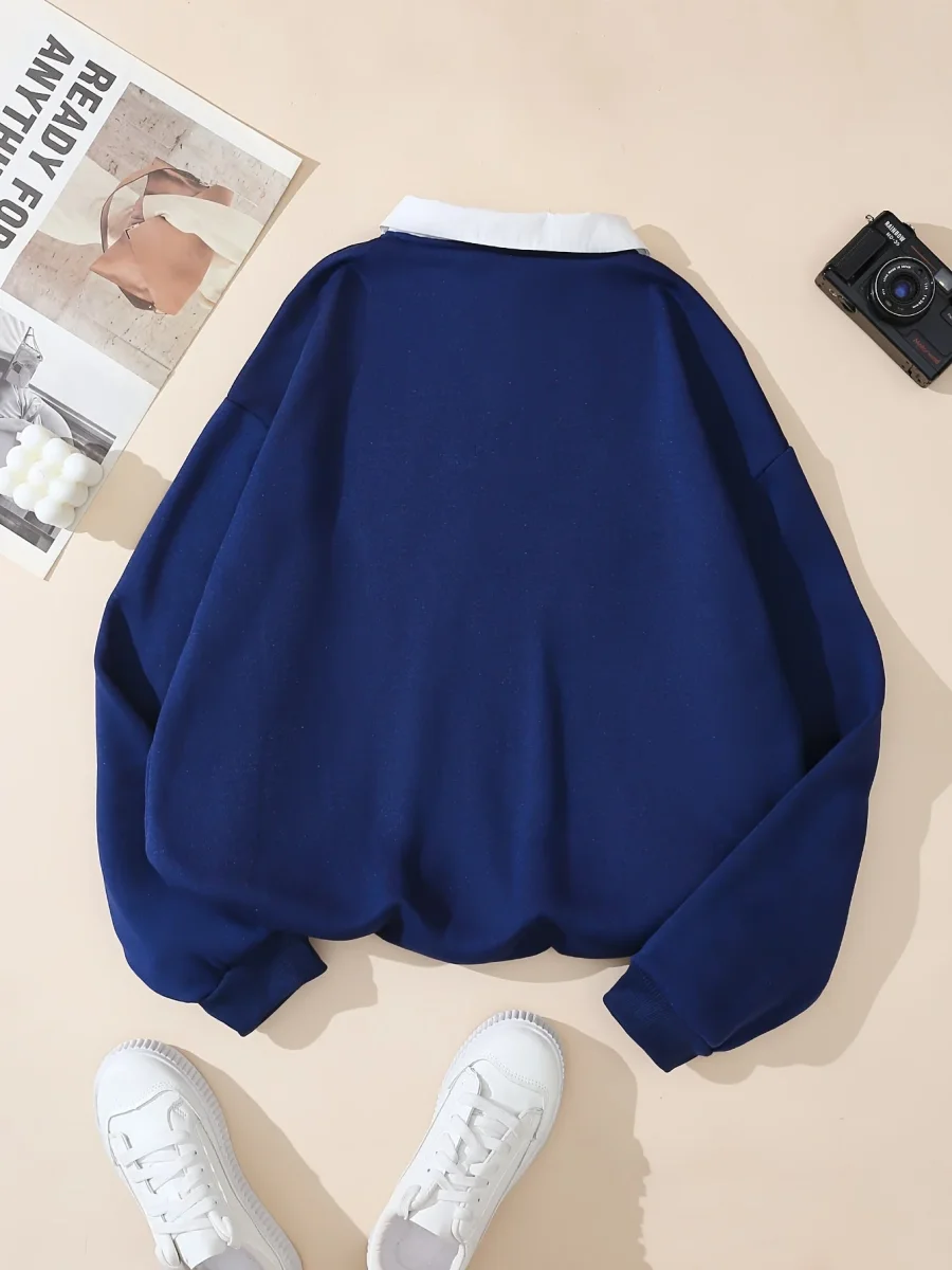 Sweat-shirt col polo bleu marine avec motif "NEW YORK" devant - Imagen 4