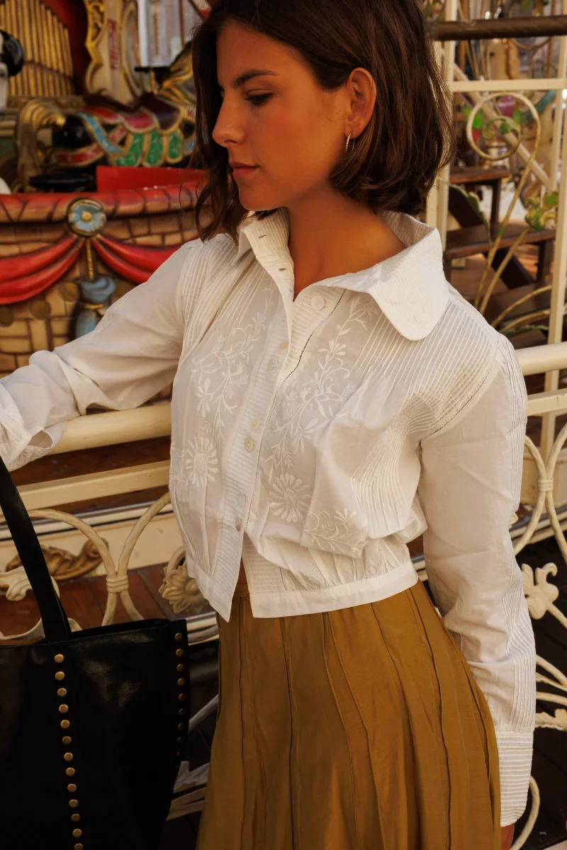 CAMISA BORDADA BLANCA - Imagen 4