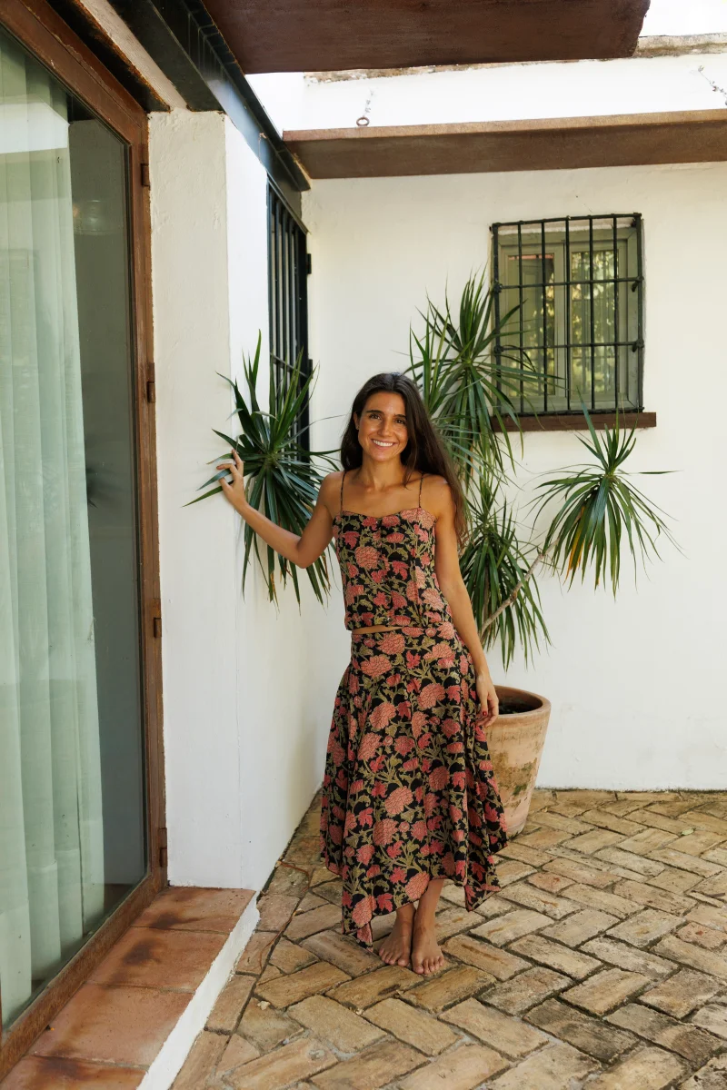 TOP SEDA ESTAMPADO NEGRO - Imagen 6
