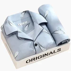 Pyjama Homme Élégant Motif Plumes – Ensemble Confort Nuit et Détente