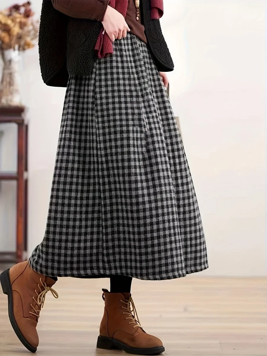 Jupe longue à carreaux noir et gris coupe évasée pour femme - Imagen 3