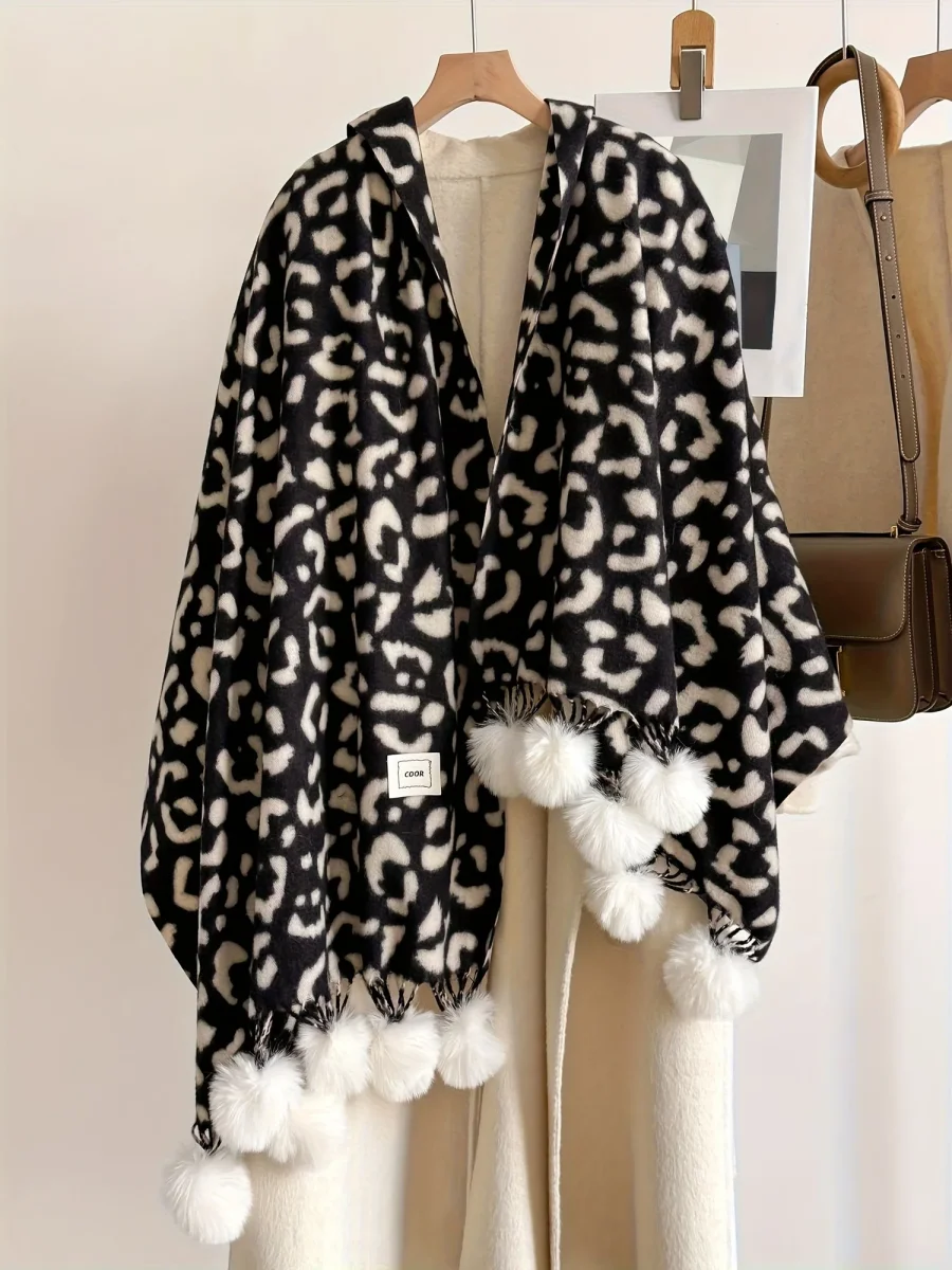 Écharpe large motif animalier avec pompons pour femme - Imagen 7