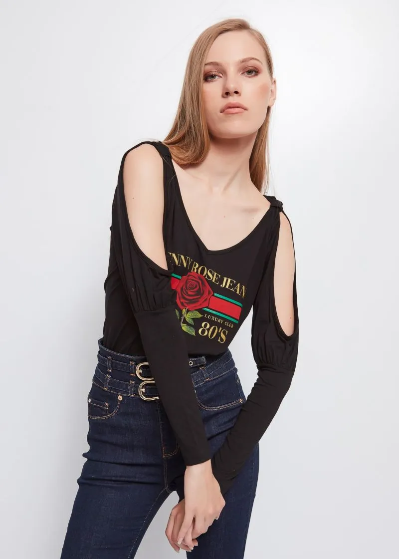 Camiseta rosa hombro abierto