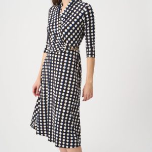 Vestido de punto sedoso estampado, corte entallado y falda acampanada JOSEPH RIBKOFF