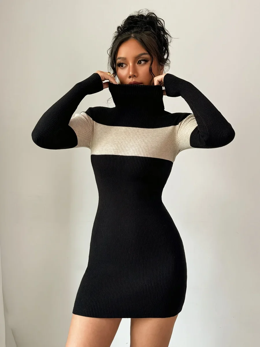Robe pull moulante côtelée à col roulé femme bicolore noir et écru - Imagen 2