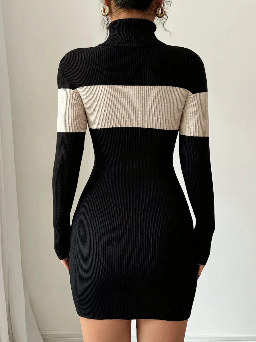 Robe pull moulante côtelée à col roulé femme bicolore noir et écru - Imagen 4