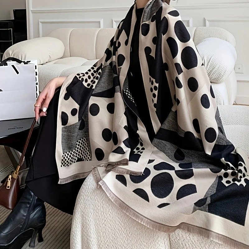 Écharpe Femme à Motifs Géométriques Noirs et Crème avec Franges - Imagen 8