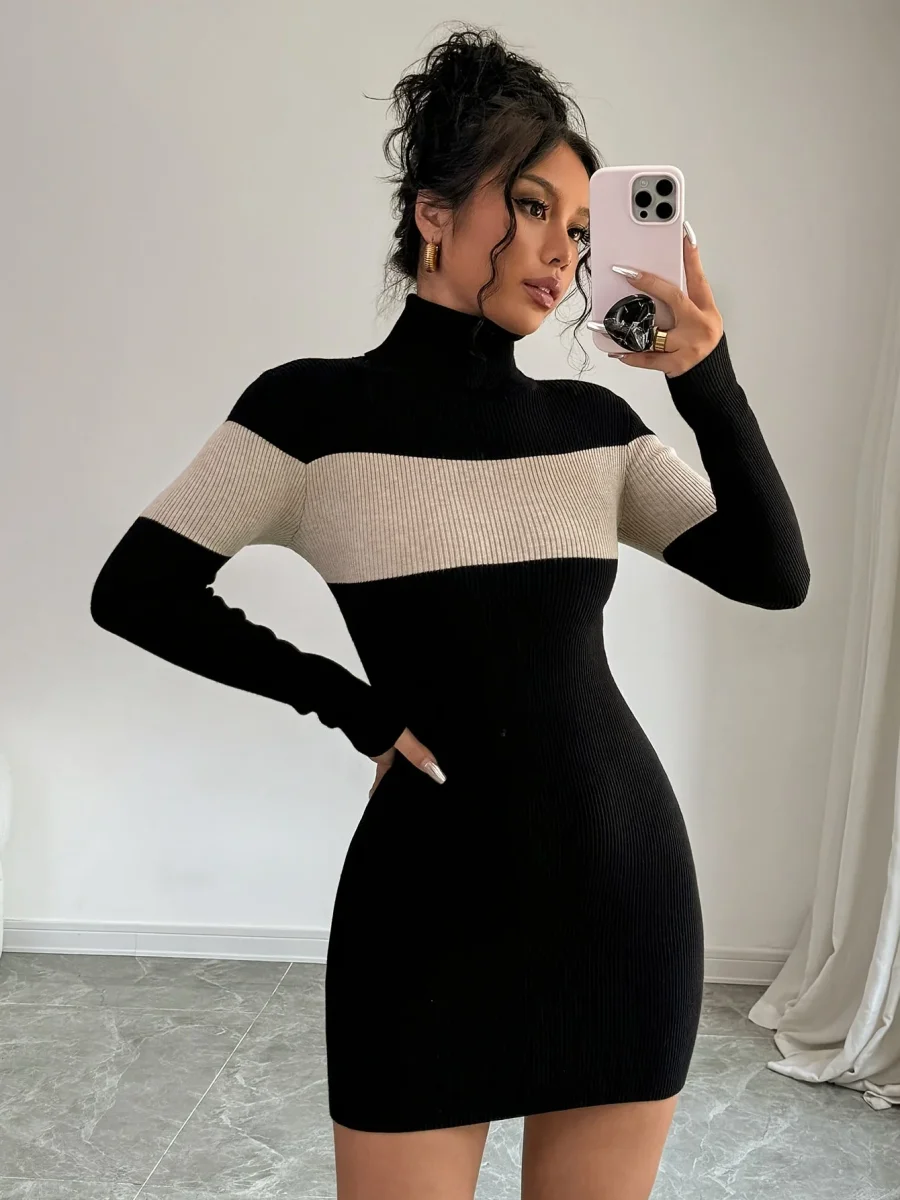 Robe pull moulante côtelée à col roulé femme bicolore noir et écru - Imagen 5