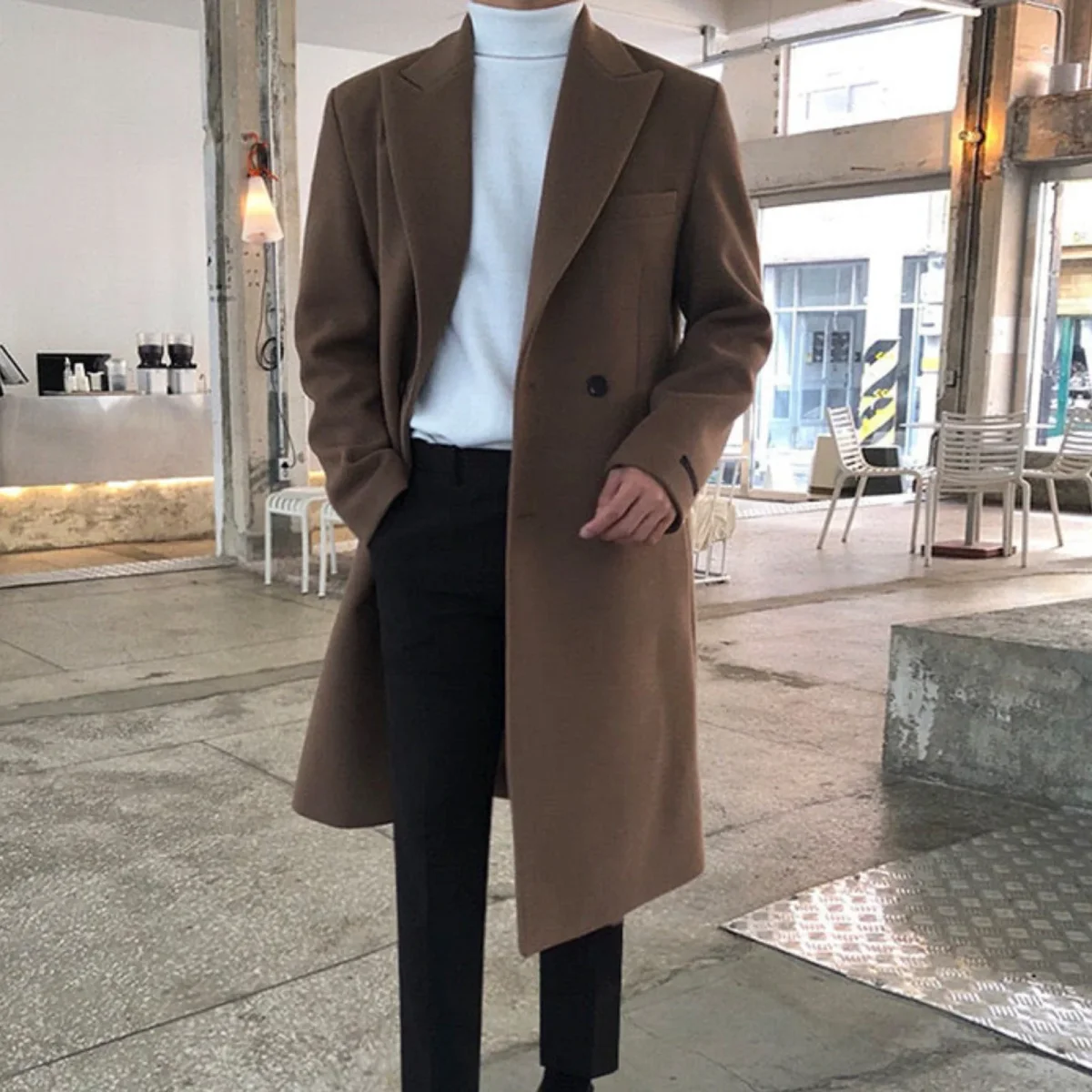 Elegante abrigo de doble botonadura - Imagen 7