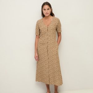 Vestido midi fluido flores YERSE(disponible en color marino, fotografía adjunta)