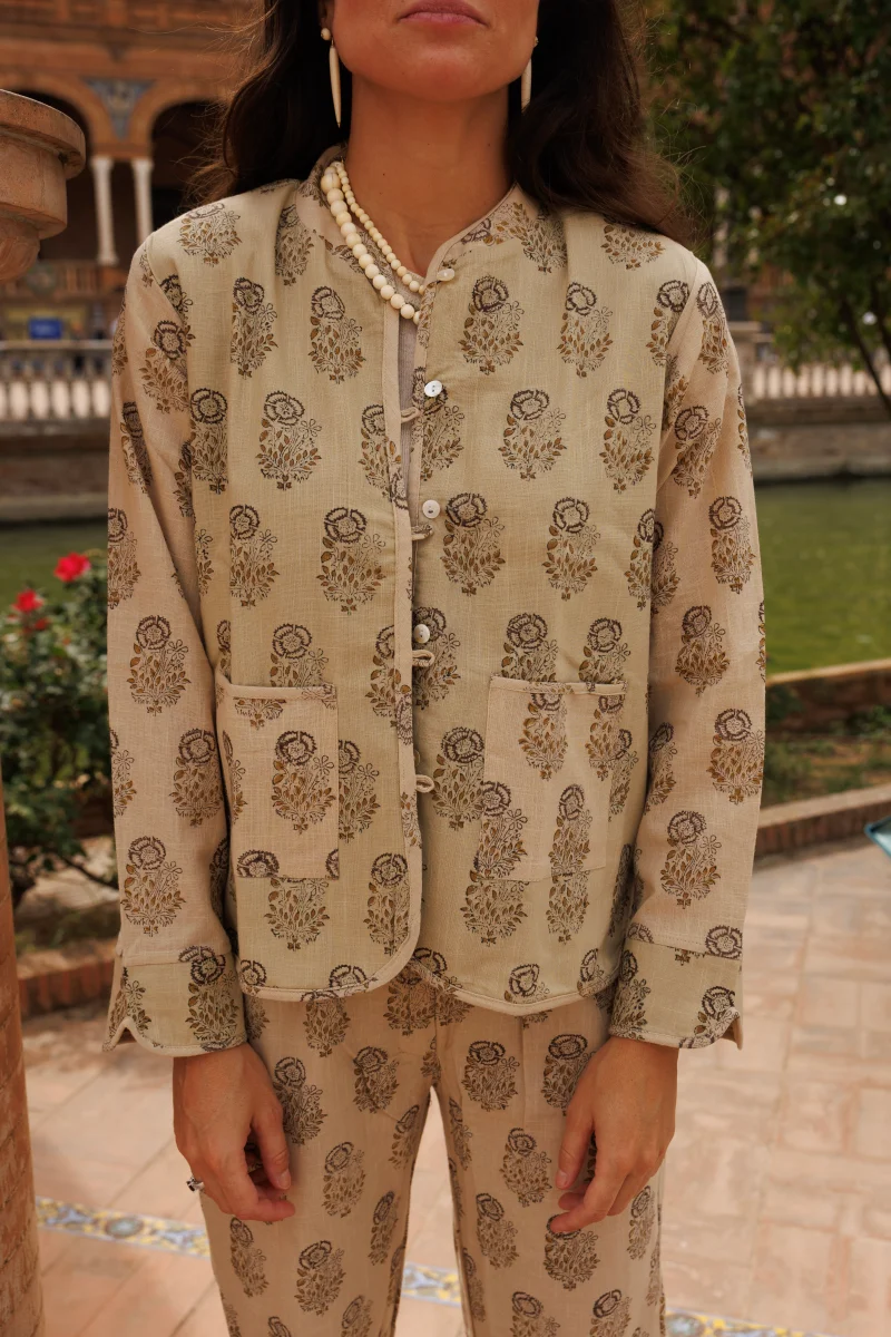 CHAQUETA ESTAMPADA BERENJENA Y OCRE - Imagen 5