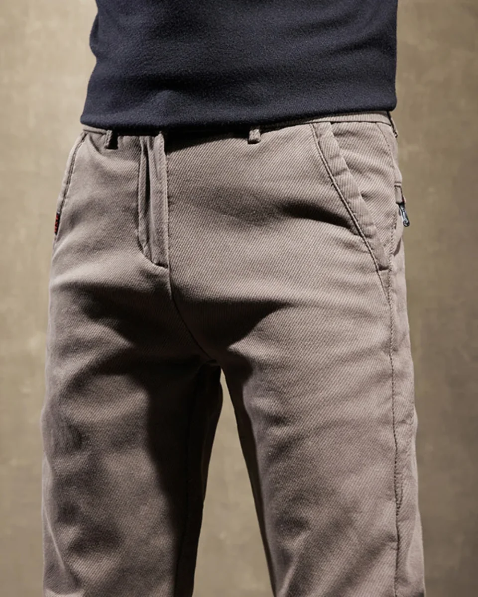 Pantalones informales de corte ajustado - Imagen 5