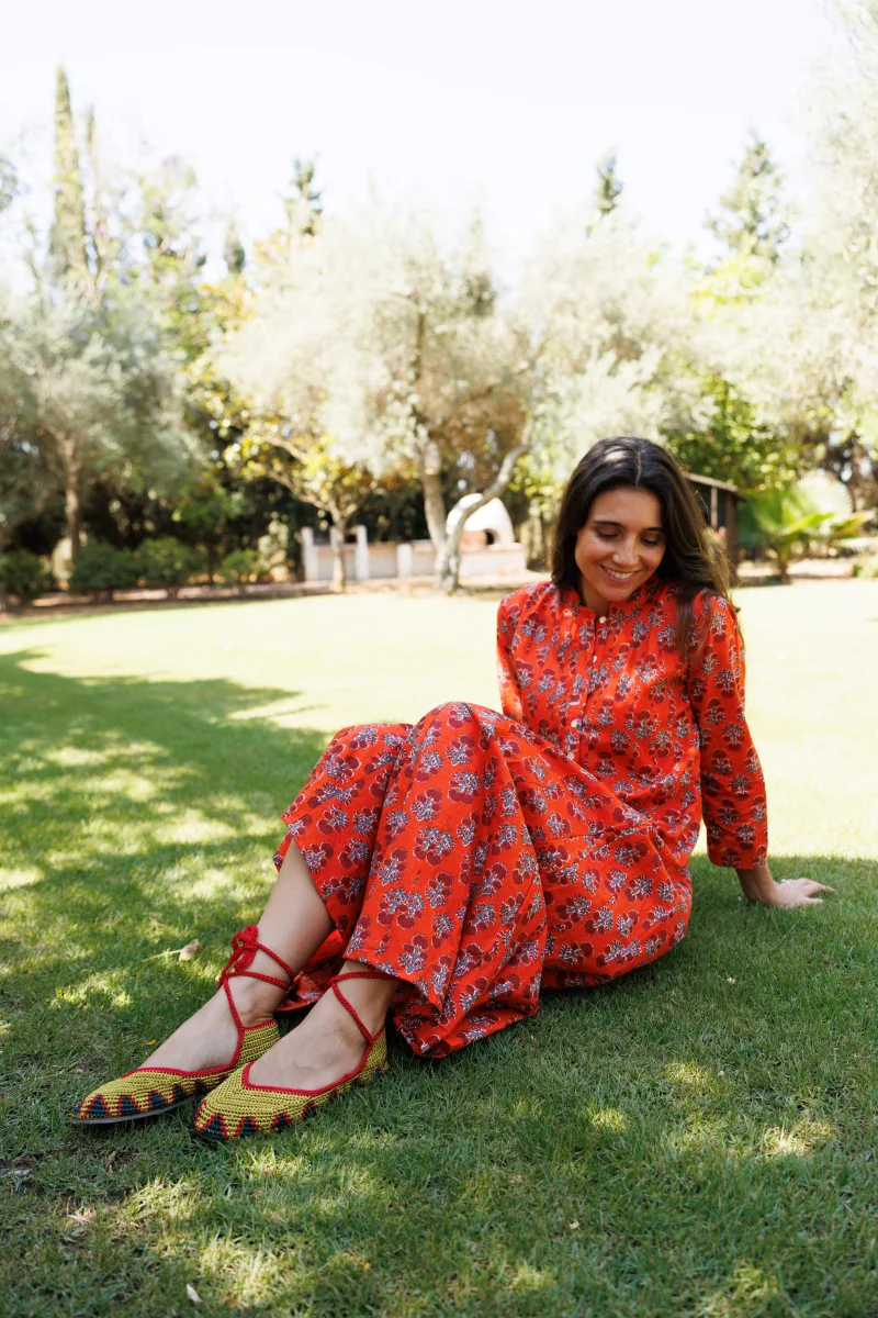 BAILARINA CROCHET VERDE LIMA Y ROJO - Imagen 3