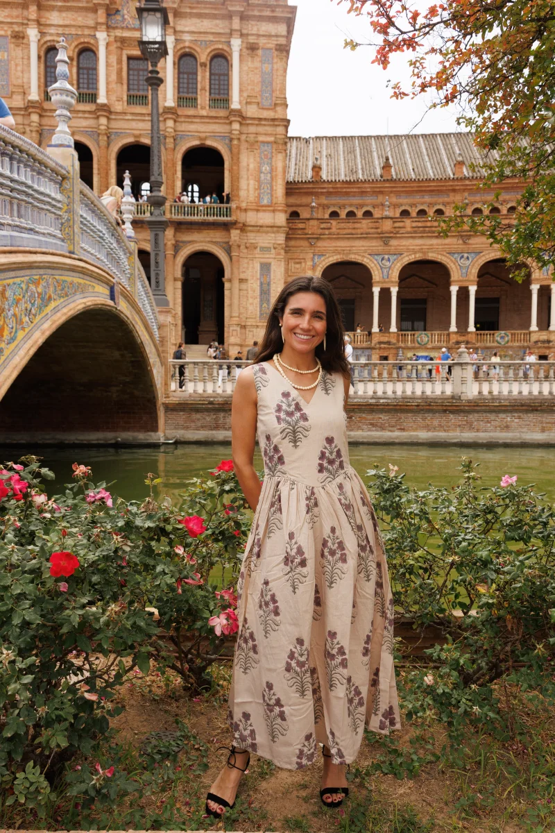 VESTIDO ESTAMPADO MORADO Y GRIS - Imagen 4