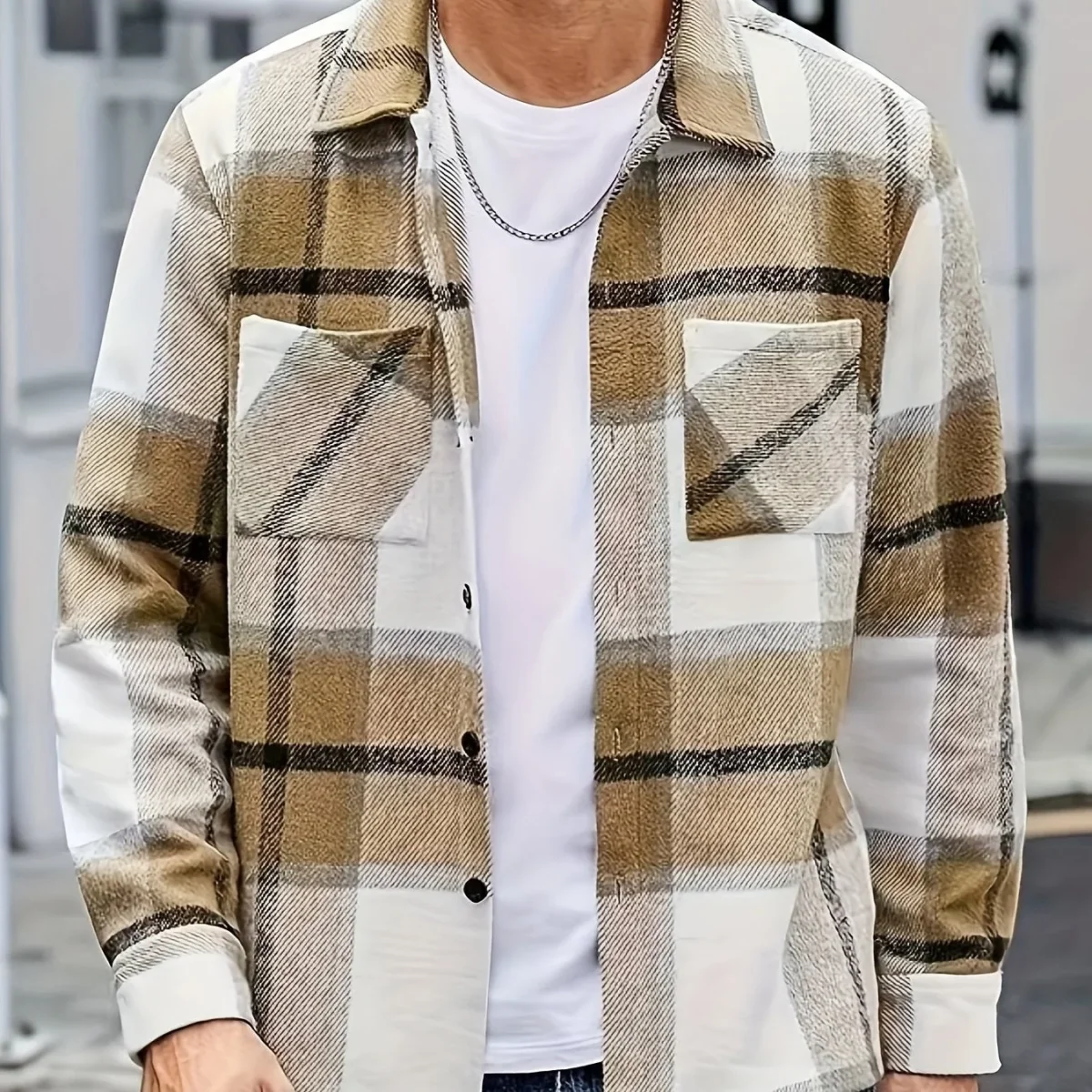 Chemise à carreaux homme coupe décontractée avec poches boutonnées marron clair et blanc - Imagen 9