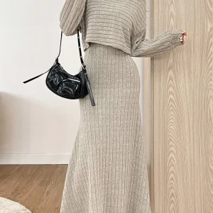 Ensemble pull court et jupe longue côtelés gris pour femme