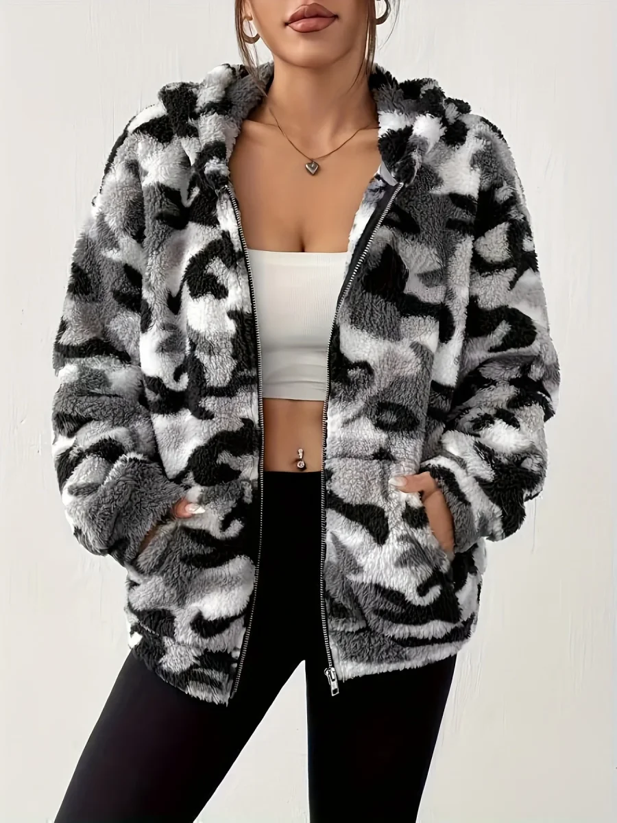 Veste à capuche zippée camouflage femme motif doux - Imagen 4