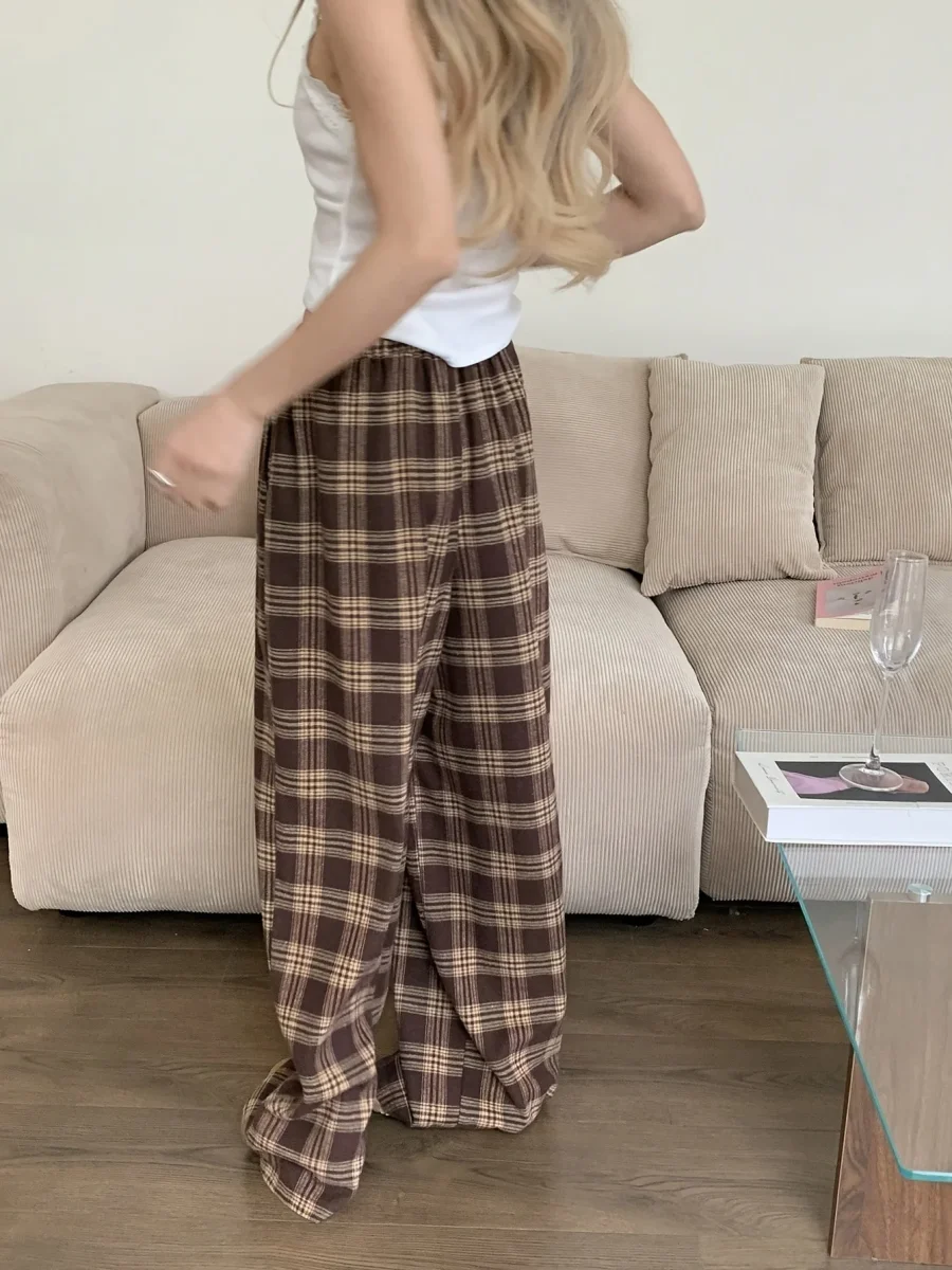 Pantalon de Pyjama Femme Carreaux Marron et Beige Ample avec Cordon - Imagen 4