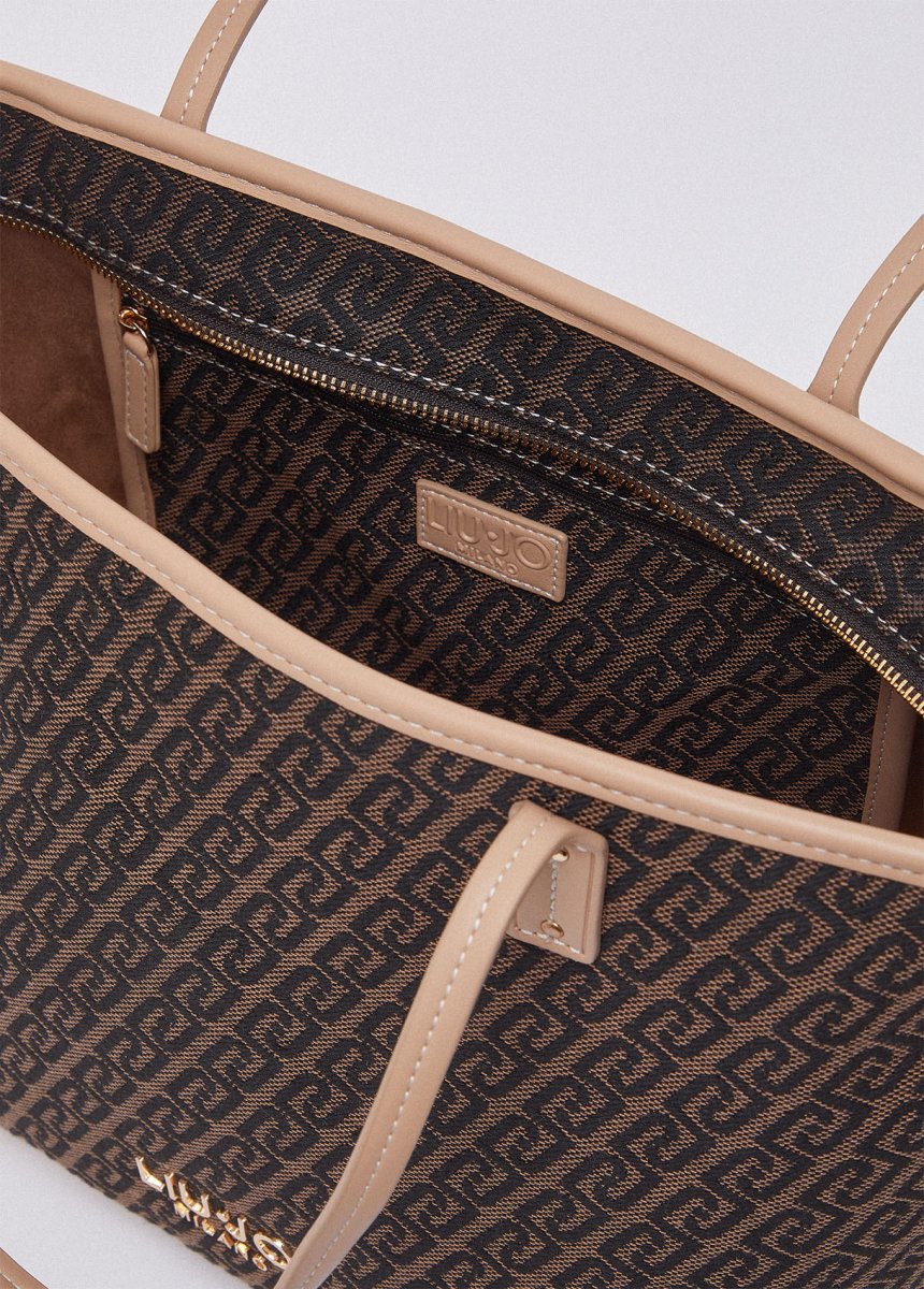 Bolso tote de tejido jacquard LIUJO (disponible en color denim) - Imagen 7