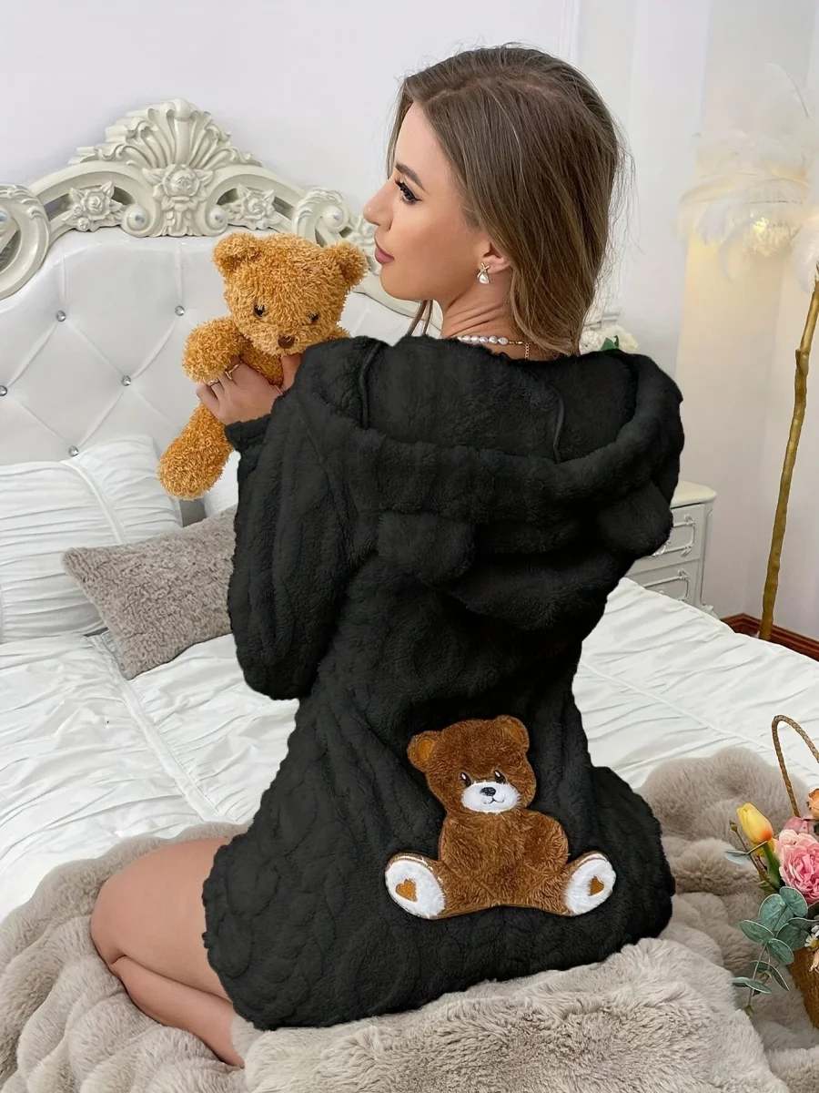 Grenouillère Peluche Femme à Capuche Ours Polaire Crème avec Broderie Ours Marron - Imagen 7