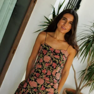 TOP SEDA ESTAMPADO NEGRO