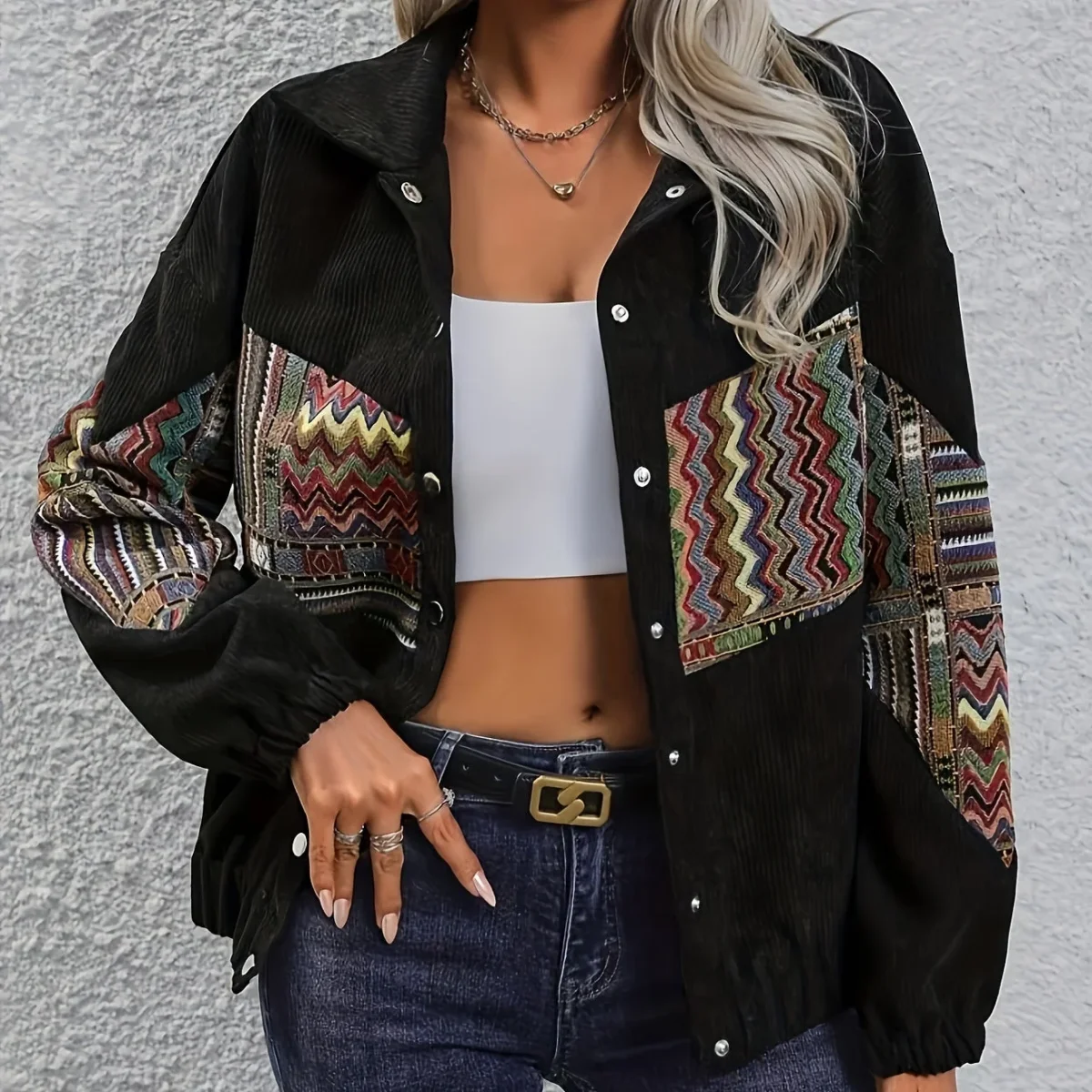 Veste bombardier femme noire en velours côtelé avec empiècements à motifs ethniques colorés - Imagen 7