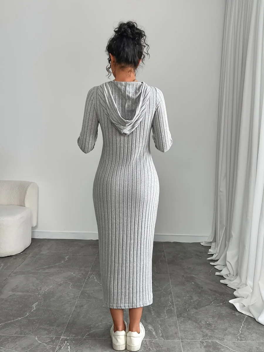 Robe longue côtelée à capuche Femme, manches longues, ajustée - Imagen 8