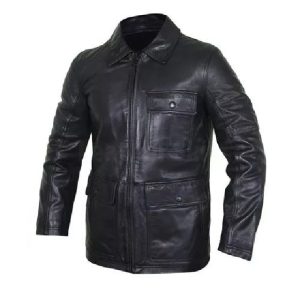 Chaqueta de cuero auténtico estilo motero con bolsillos con solapa.