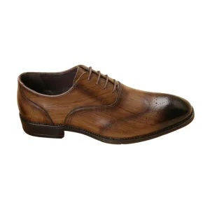 Zapatos de boda elegantes de piel