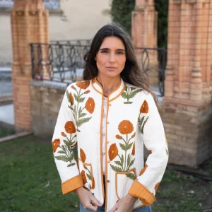 CHAQUETA BLANCA FLORES OCRE