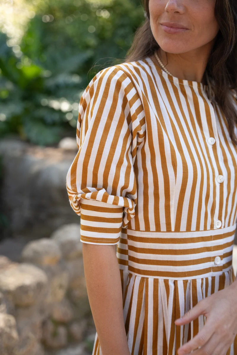 VESTIDO RAYAS OCRE - Imagen 8