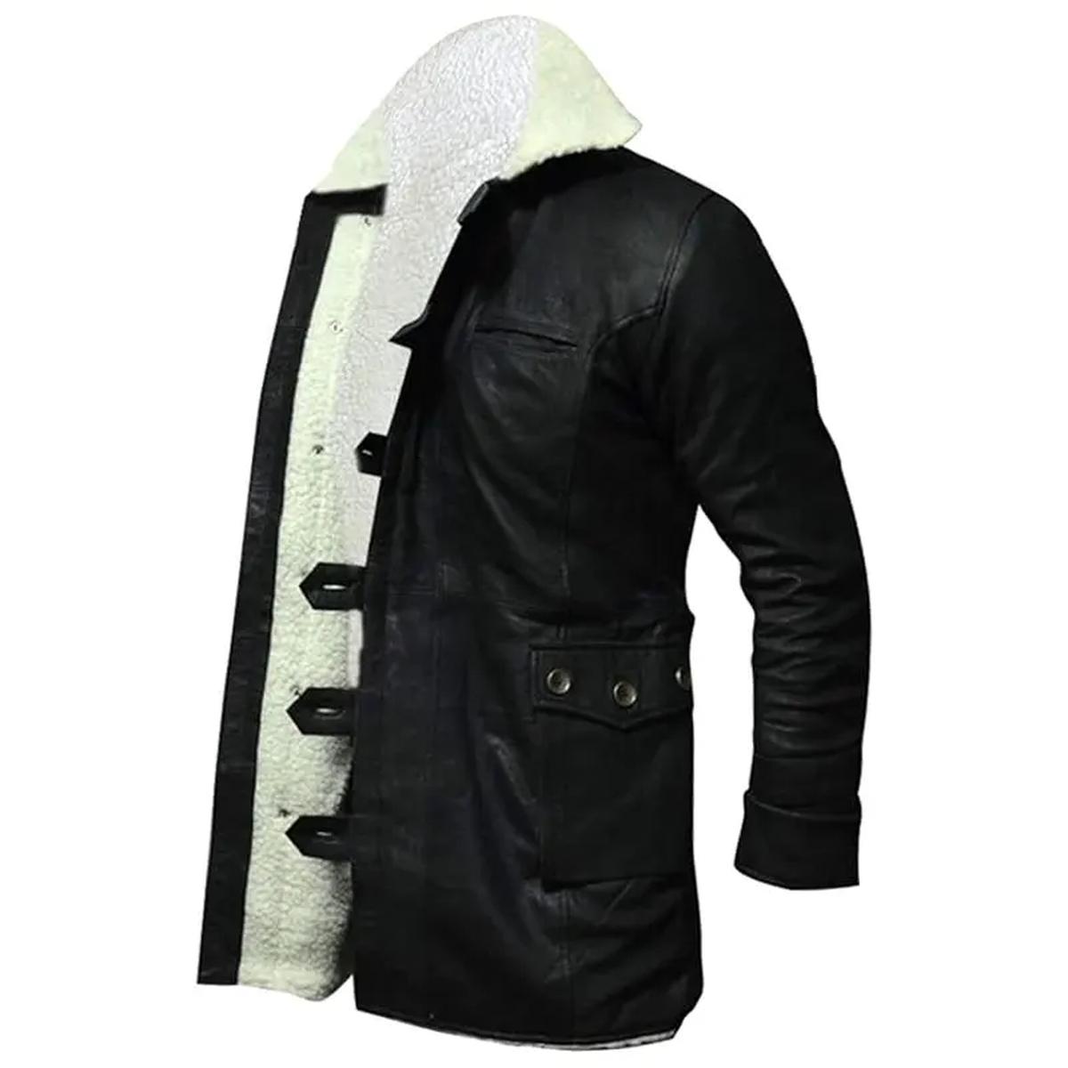 Abrigo de hombre de piel de oveja negra con forro de piel de oveja blanca. - Imagen 4