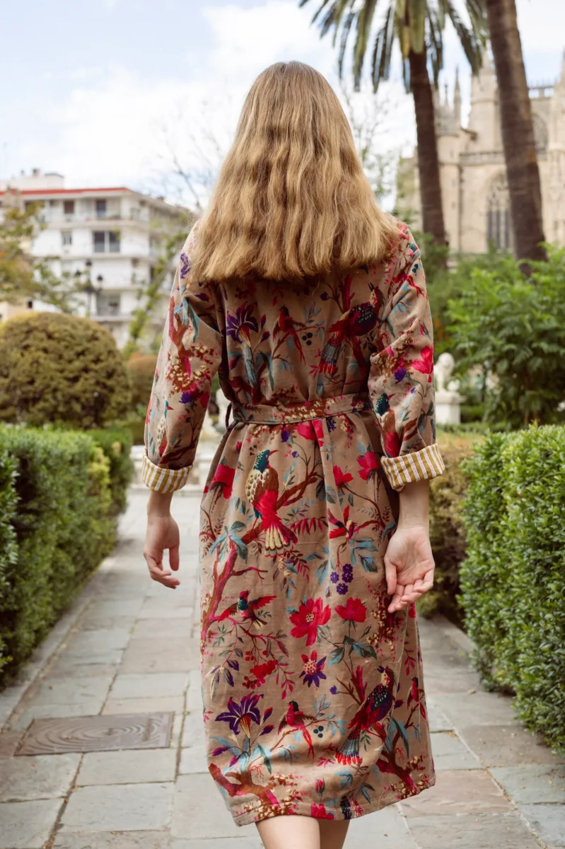 KIMONO TERCIOPELO BEIGE - Imagen 4