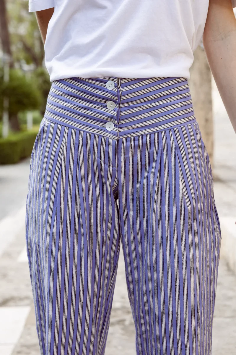 PANTALÓN RAYAS AZULES - Imagen 3