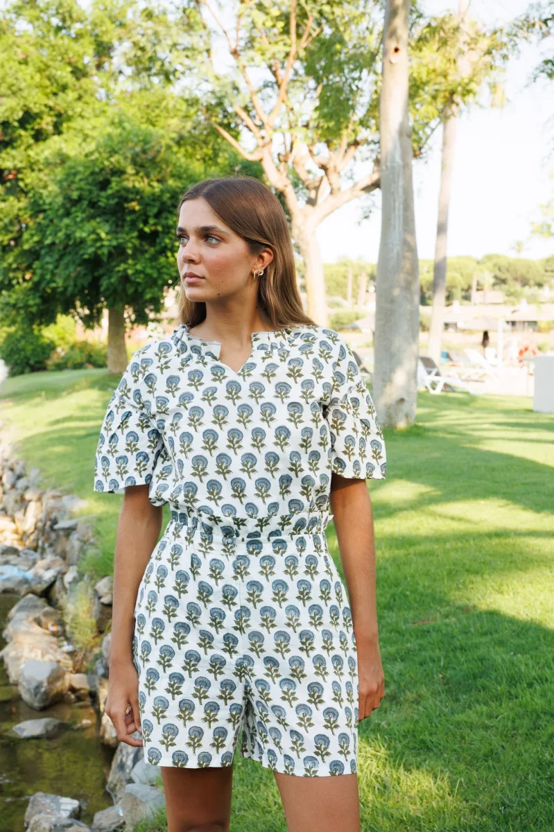 BLUSA BLANCA Y GRIS - Imagen 3