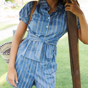 SHORT RAYAS AZUL Y BLANCO