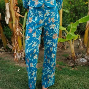 PANTALÓN PETRÓLEO FLORES