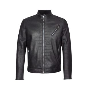 Chaqueta motera para hombre en piel sintética negra con estampado de cocodrilo.