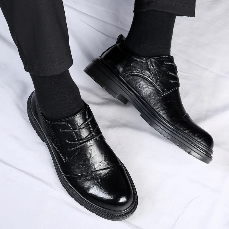 Zapatos de piel de elegante estilo británico - Imagen 7