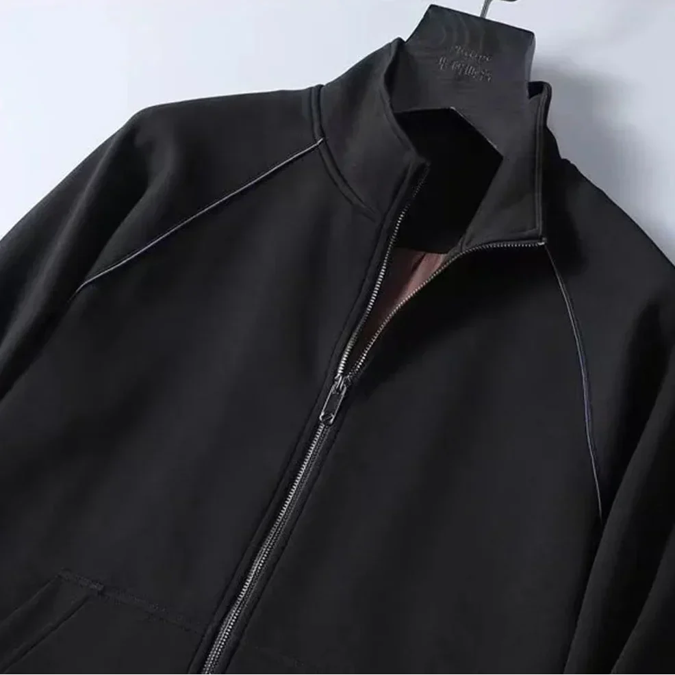 Chándal elegante de corte a medida - Imagen 8