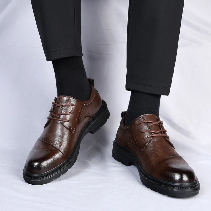 Zapatos de piel de elegante estilo británico - Imagen 9