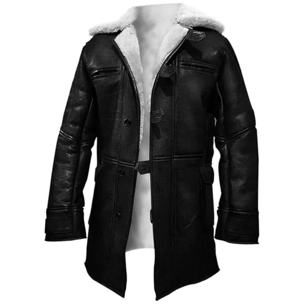 Abrigo de hombre de piel de oveja negra con forro de piel de oveja blanca.