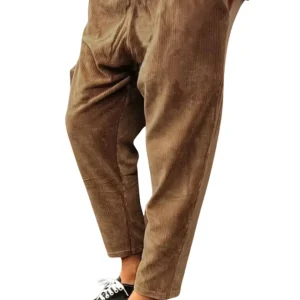 Pantalones elegantes de pana