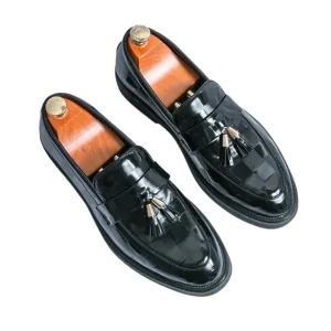 Mocasines elegantes con borla