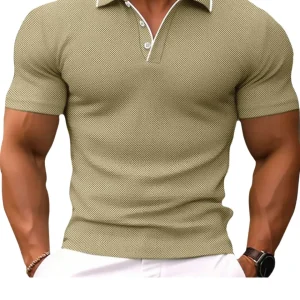 Polo de corte ajustado