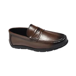 Elegantes mocasines británicos de piel