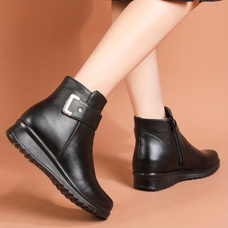Bottines Femme doublées Chaudes Marron avec Sangle et Boucle Dorée - Imagen 8