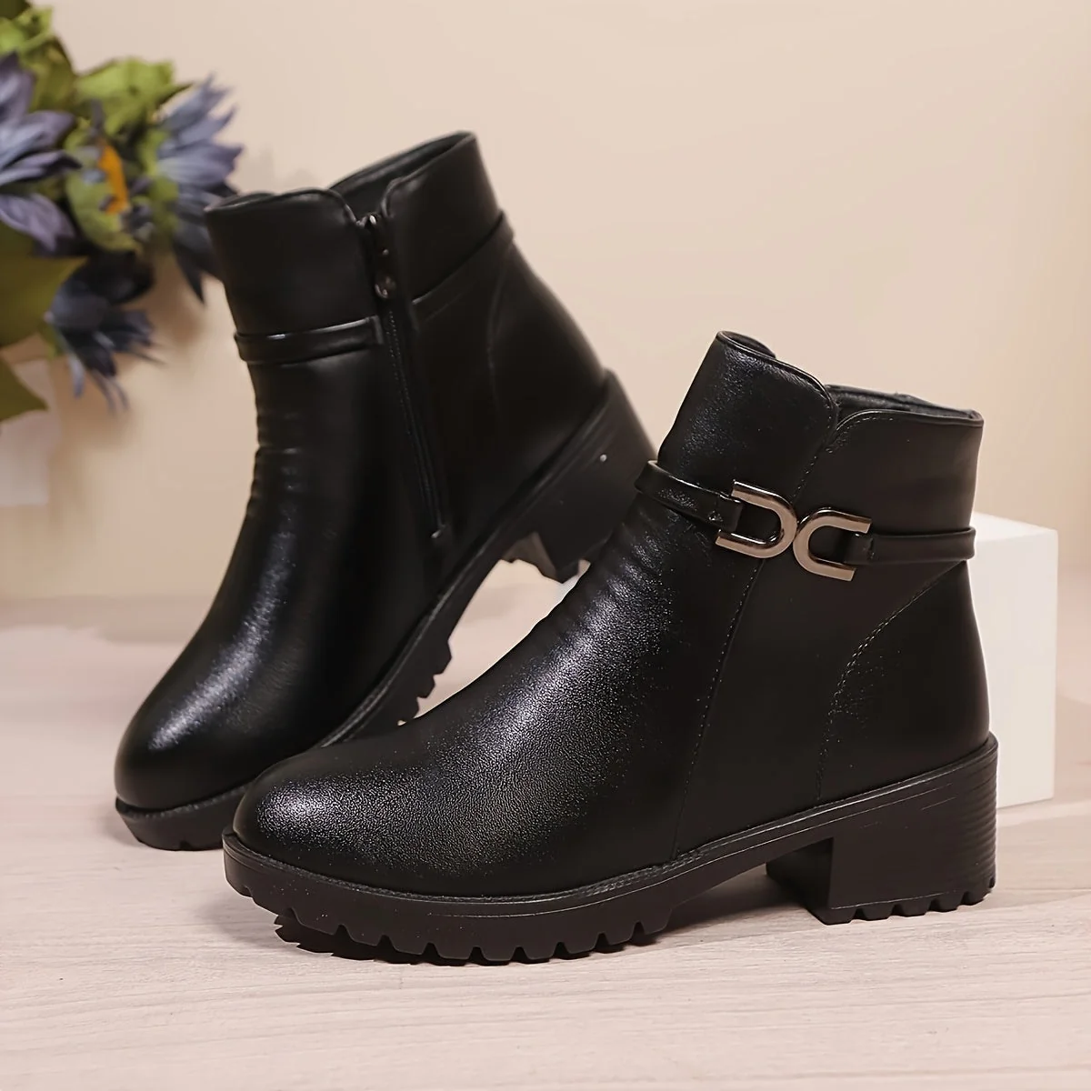 Bottines Femme à Boucle Métallique et Fermeture Éclair Latérale Semelle Crantée - Imagen 6