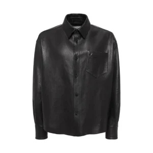 Camisa de hombre de cuero auténtico negro, corte recto.